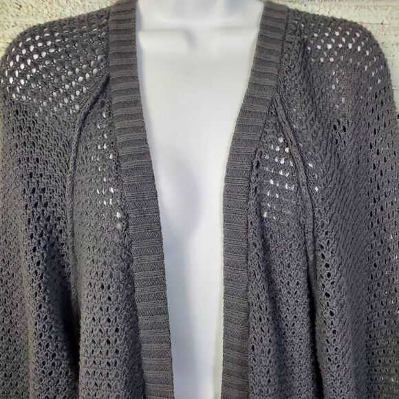 Roxy Women’s Open-Knit Button Front Cardigan M Slate Gray Lightweight Sweater - Picture 2 of 6